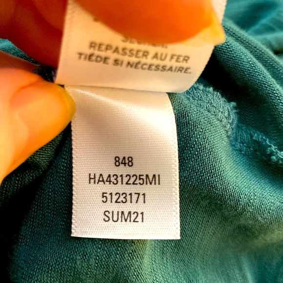 HALOGEN GREEN DRAPE NECK SLEEVELESS TANK TOP PLEATED Sz S GUC - Picture 10 of 10